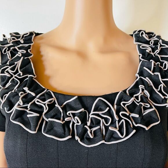 Robbie Bee Black Ruffle Neckline Dress Sz 6 - Picture 5 of 14